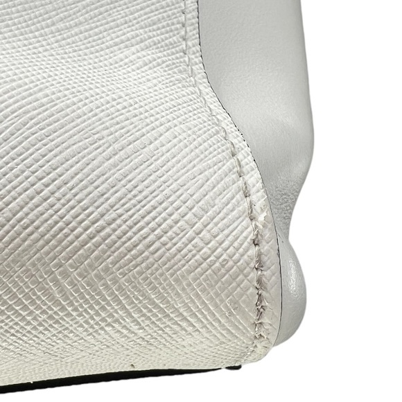 Prada Staffiano white top handle hand bag - Picture 7 of 12